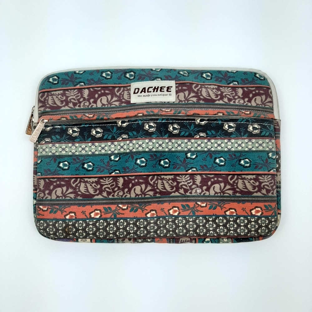 Dachee Padded Zippered Laptop Case Floral Pattern